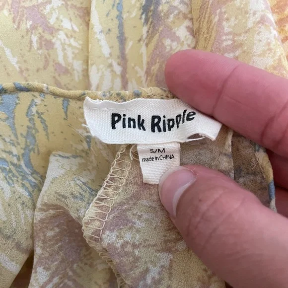 Pink Ripple Short Set! - Picture 4 of 10